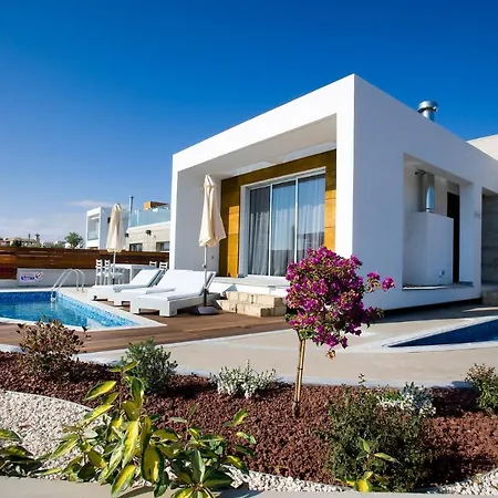 Vila Paradise Cove Luxurious Beach Villas Sky 1 Bedroom Villa